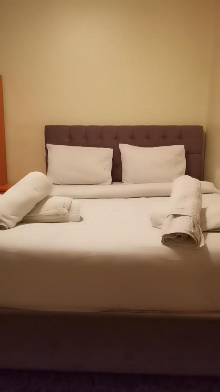 Taksim Sato Hotel Estambul Habitación foto